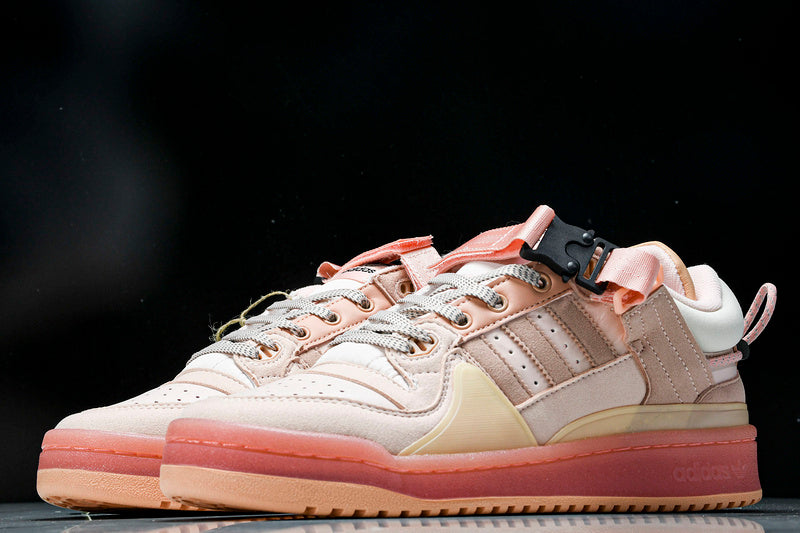 ADIDAS BAD BUNNY X FORUM BUCKLE LOW PINK/BLUSH/TRACE