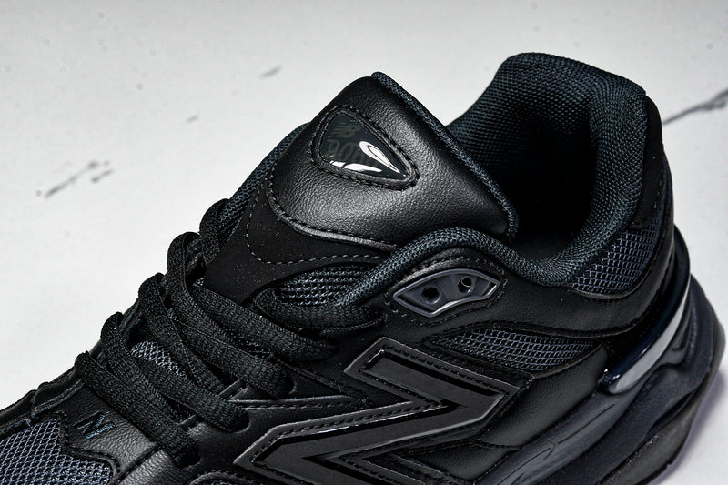 NEW BALANCE 9060 BLACK