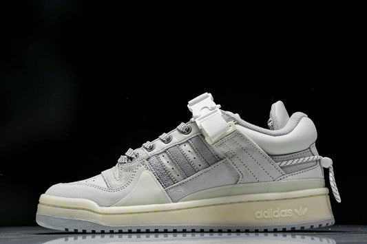 ADIDAS BAD BUNNY X FORUM BUCKLE LOW WHITE/CLEAR ONIX/CORE WHITE