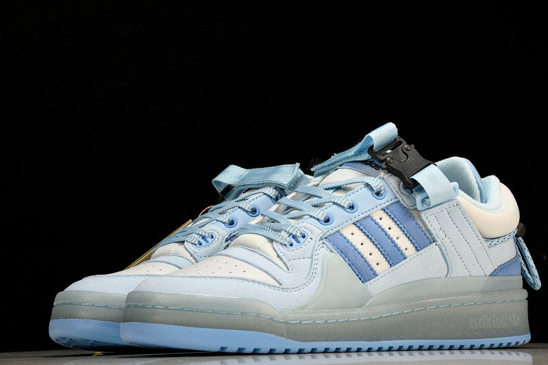 ADIDAS BAD BUNNY X FORUM BUCKLE LOW BLUE TINT/LIGHT BLUE/CLEAR BLUE