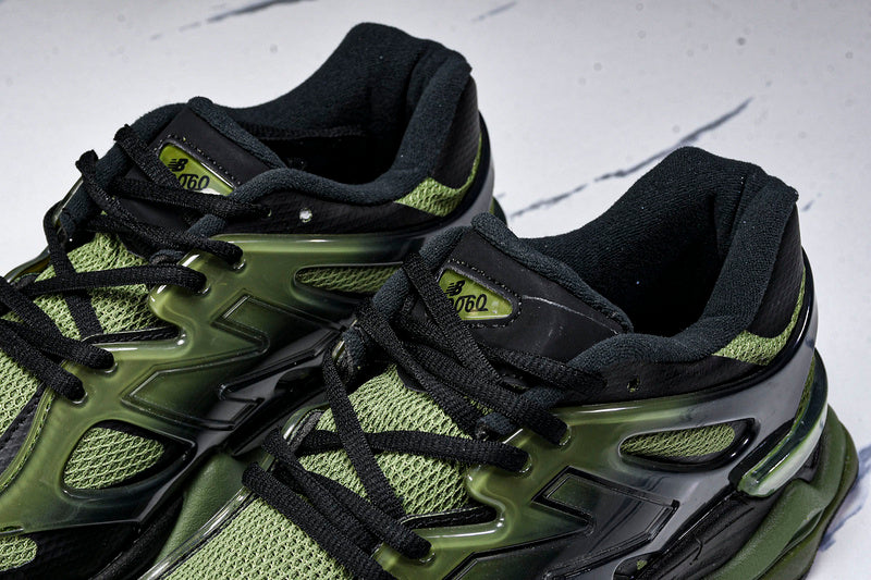 NEW BALANCE 9060 GREEN/BLACK