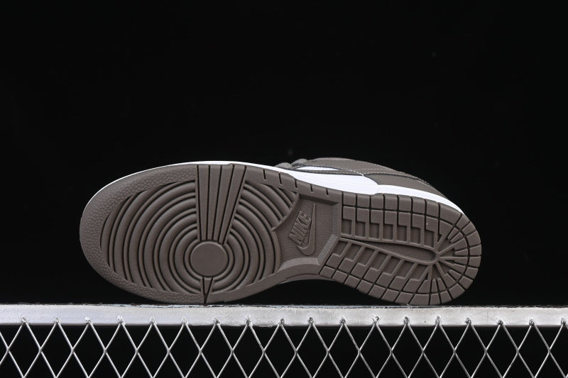 NIKE DUNK LOW SB CAVE STONE WHITE/GREY