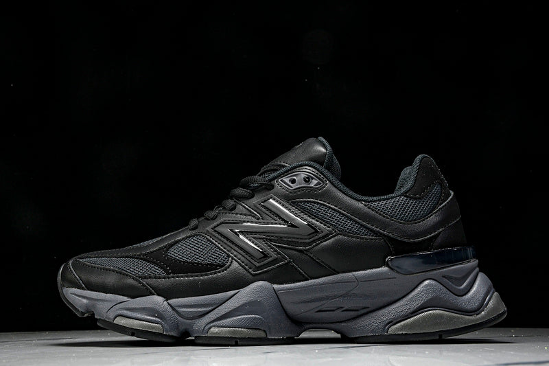 NEW BALANCE 9060 BLACK