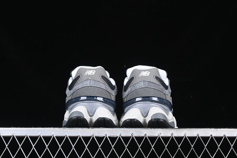 NEW BALANCE 9060 DARK GREY