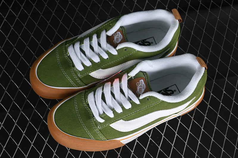 VANS CLASSICS KNU SKOOL GUM BUMPER PESTO