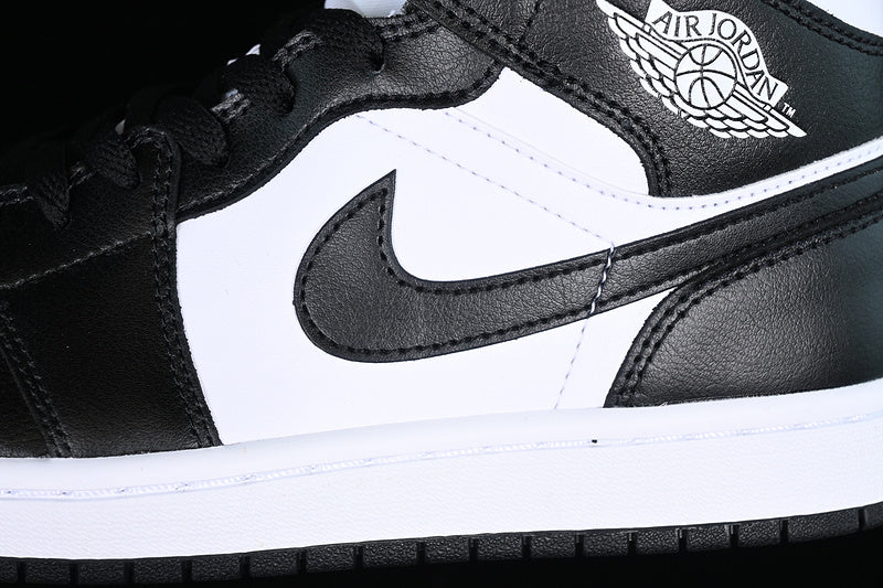 AIR JORDAN 1 MID PANDA