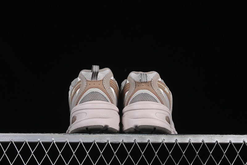 NEW BALANCE 530 CREAM/BEIGE/WHITE