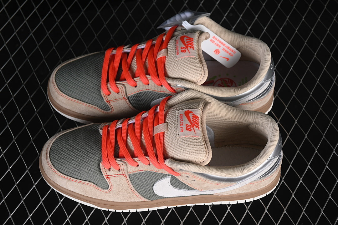NIKE DUNK LOW CANVAS/BEIGE-BRIGHT CRIMSON