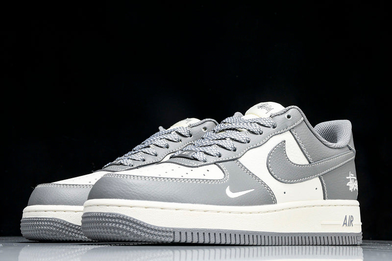 AIR FORCE 1 LOW 07 WHITE/GREY 2