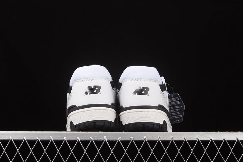 NEW BALANCE 550 SEA SALT/BLACK