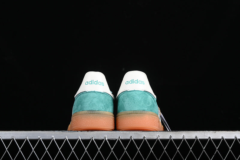 HANDBALL SPEZIAL SPORTY&RICH GREEN/CORE WHITE/GUM