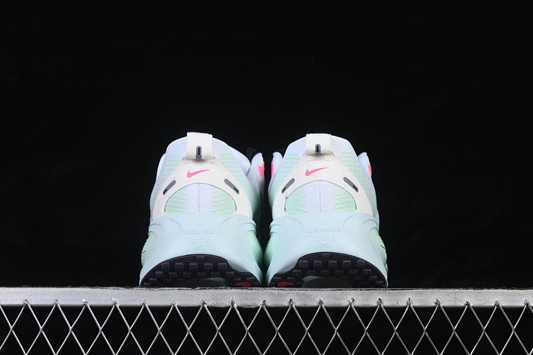 NIKE AIR ZOOM VOMERO 18 WHITE/GLACIER BLUE/HYPER PINK/BLACK