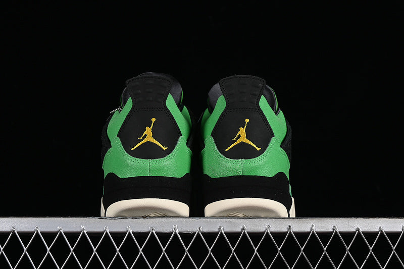 AIR JORDAN 4 RETRO MANILA WHITE/BLACK/GREEN