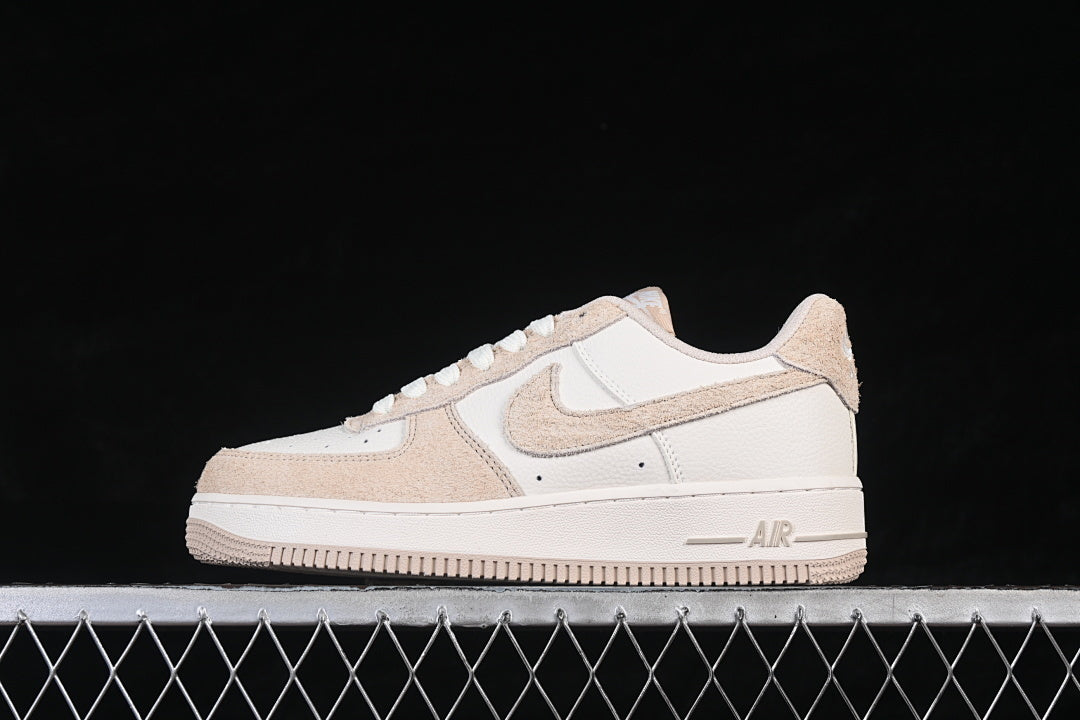 AIR FORCE 1 LOW 07 WHITE/PINK