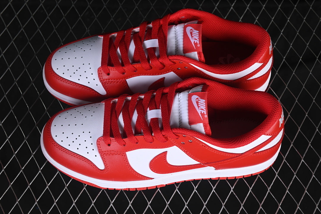 NIKE DUNK LOW CASUAL SNEAKERS RED/WHITE