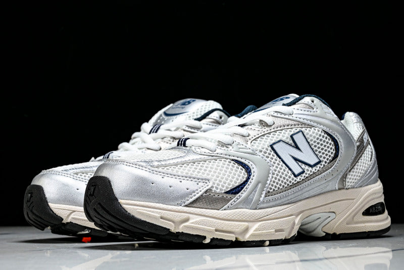 NEW BALANCE 530 SILVER/WHITE/LIGHT WHEAT