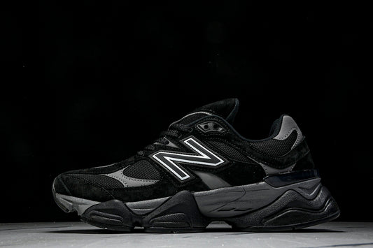 NEW BALANCE 9060 BLACK/WHITE
