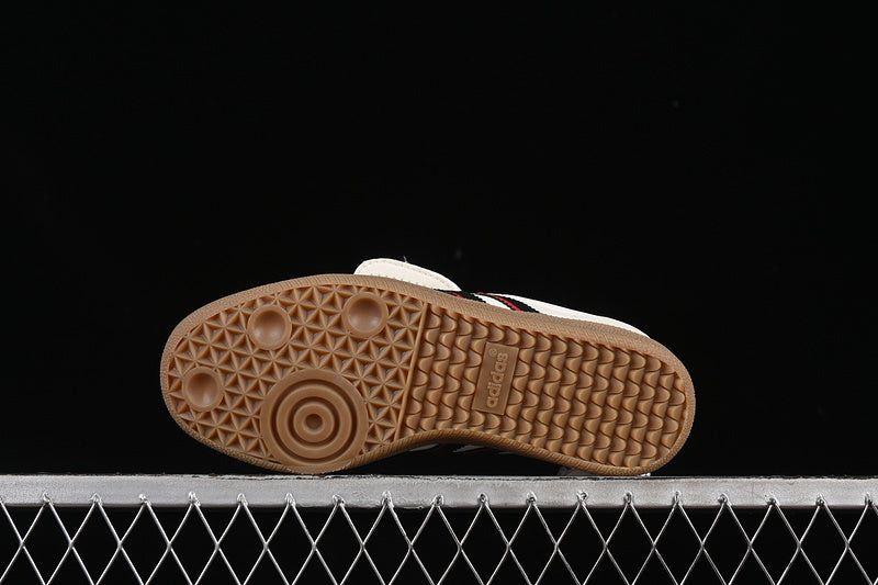 SAMBA LT CLOUD WHITE/CORE BLACK/BETTER SCARLET