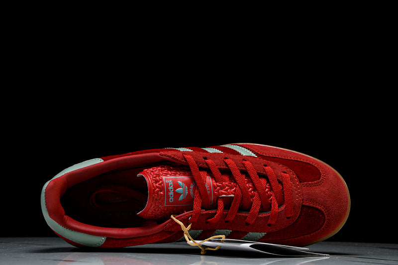 ORIGINALS GAZELLE INDOOR BETTER SCARLET/HAZY GREEN/GUM