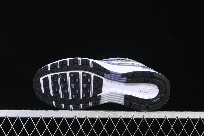 NIKE P-6000 SILVER/WHITE
