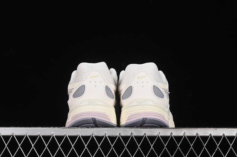 NIKE P-6000 PRM LIGHT BONE/CEMENT GREY/PLATINUM VIOLET/PLATINUM VIOLET