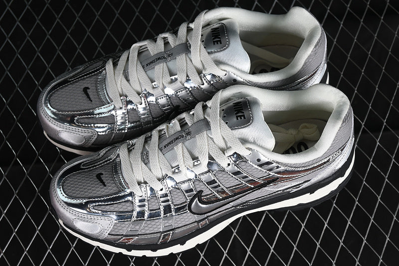 NIKE P-6000 METALLIC SILVER/SAIL/BLACK