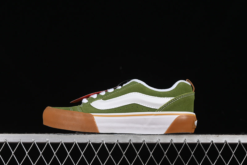 VANS CLASSICS KNU SKOOL GUM BUMPER PESTO