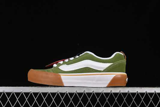 VANS CLASSICS KNU SKOOL GUM BUMPER PESTO