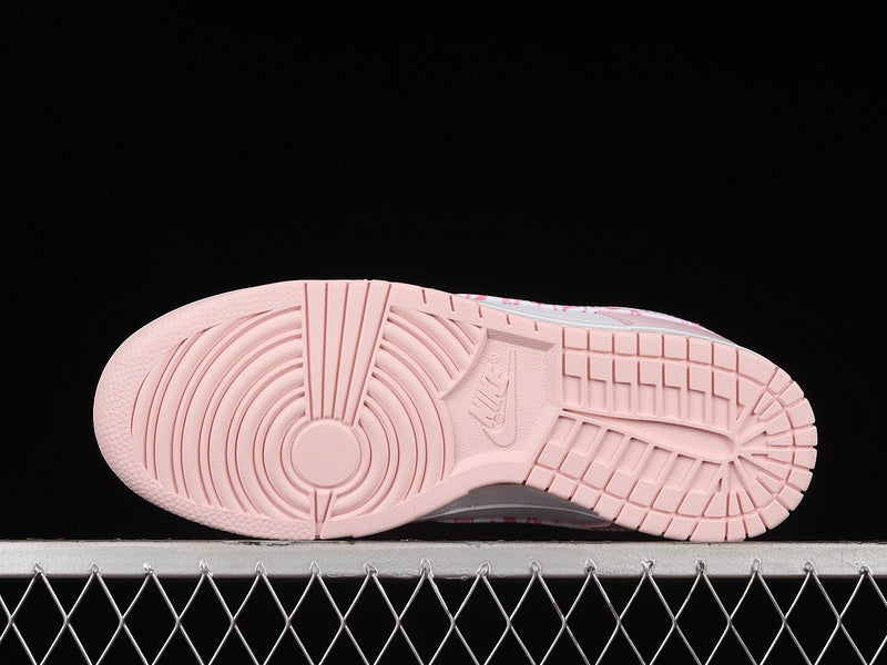 NIKE DUNK LOW WHITE/MEDIUM SOFT PINK/PEARL PINK