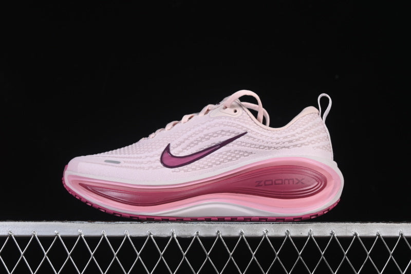 NIKE AIR ZOOM VOMERO PLUS PINK/PINK