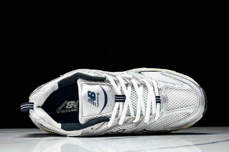 NEW BALANCE 530 SILVER/WHITE/LIGHT WHEAT