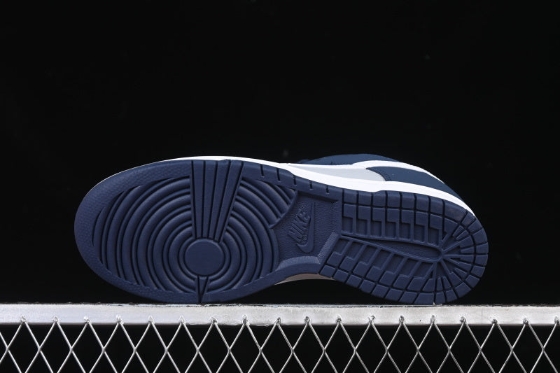 NIKE DUNK LOW SB SUEDE GEORGETOWN WHITE/GREY/BLUE