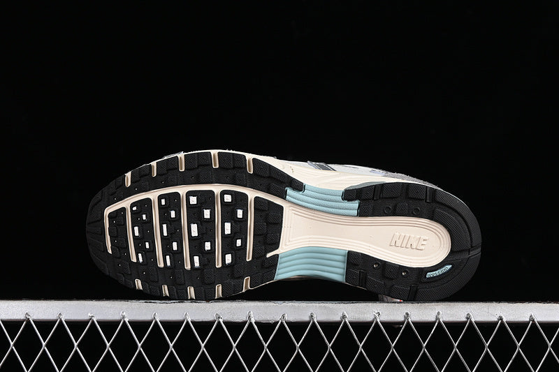 NIKE P-6000 FLAT PEWTER/LIGHT IRON ORE/METALLIC SILVER/WHITE