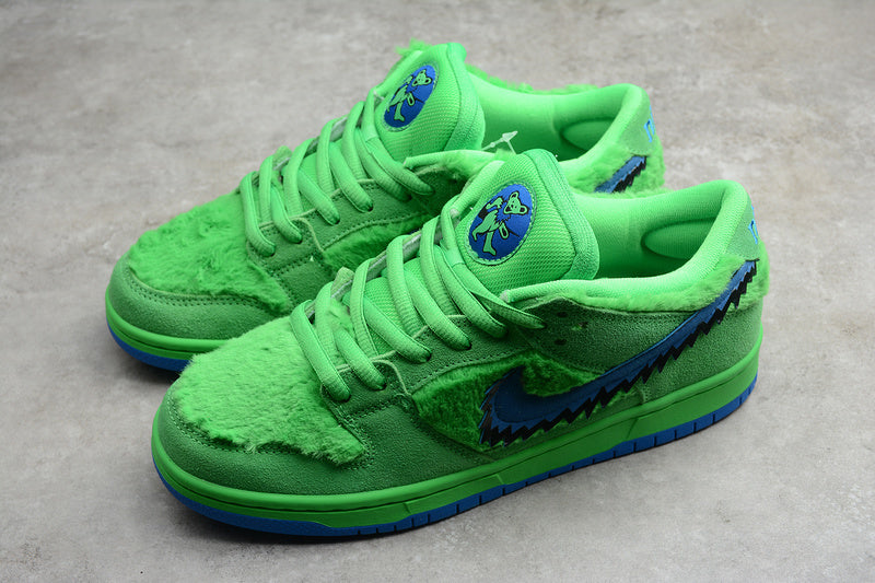 NIKE DUNK LOW X GRATEFUL DEAD GREEN BEAR GREEN/BLUE