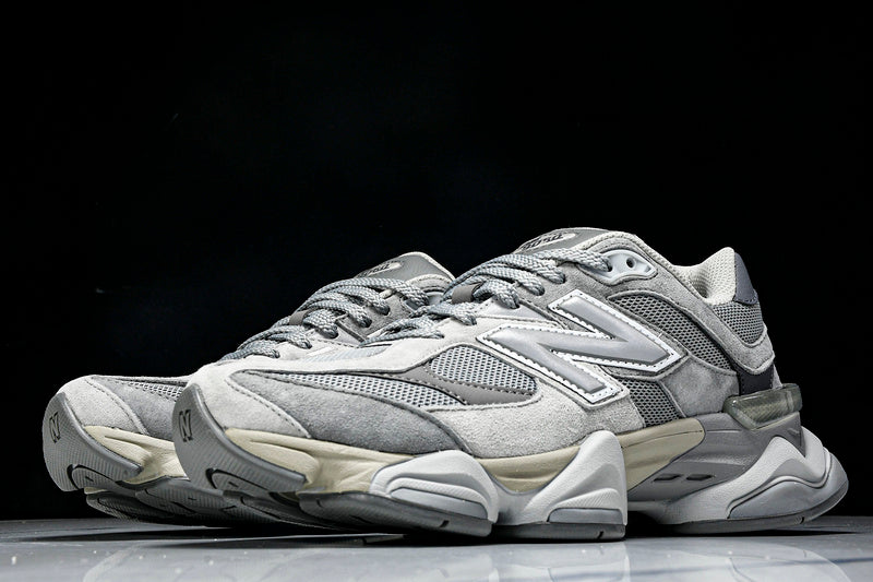 NEW BALANCE 9060 GREY/SILVER