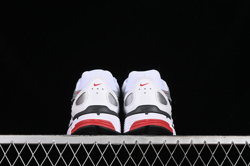 NIKE P-6000 PRM METALLIC SILVER/WHITE-UNIVERSITY RED