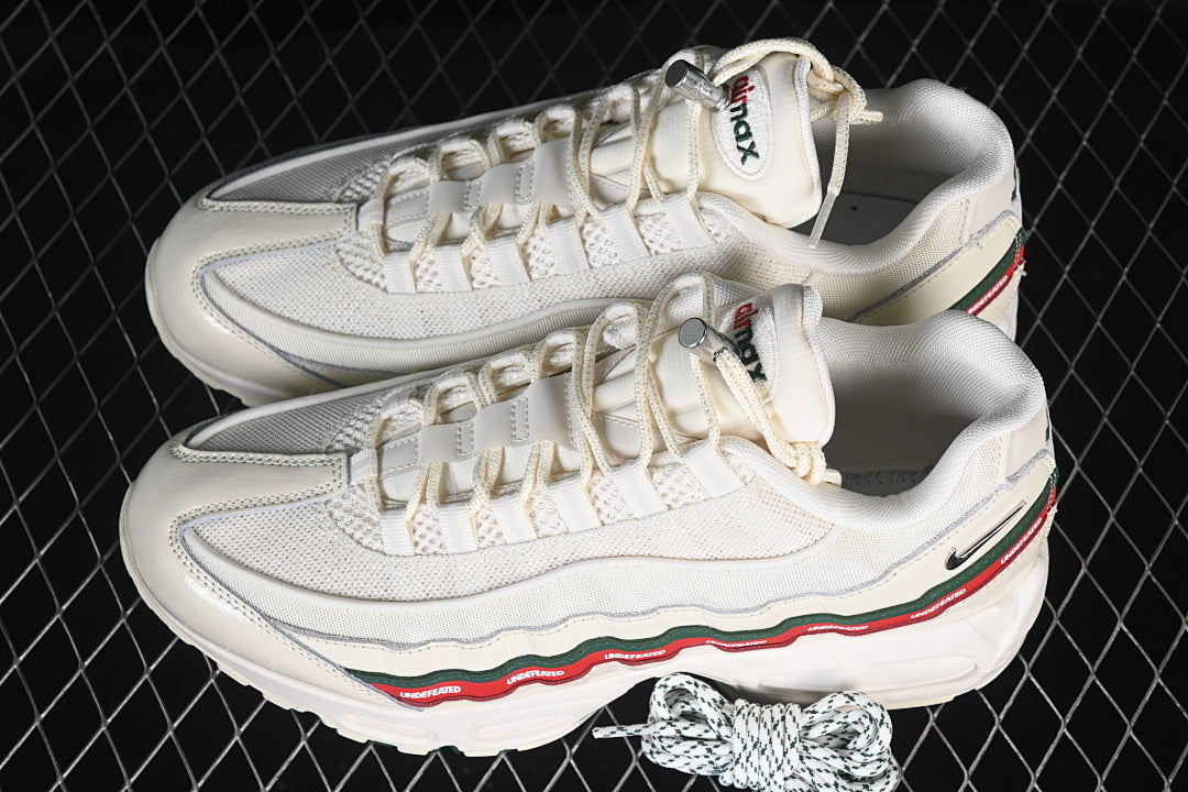 AIR MAX 95 SP SAIL/METALLIC SILVER/GORGE GREEN/SPORT RED