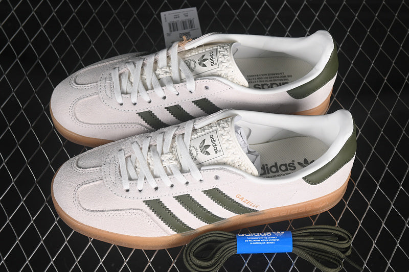 ORIGINALS GAZELLE INDOOR CLOUD WHITE/OLIVE STRATA/GOLD METALLIC