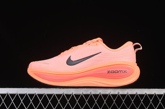 NIKE AIR ZOOM VOMERO PLUS AIR CUSHIONED SHOES ORANGE/BLACK