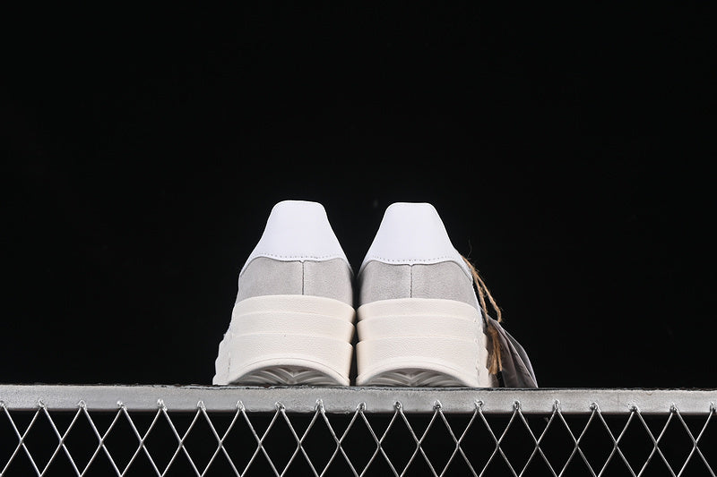 ORIGINALS GAZELLE BOLD GREY TWO/CLOUD WHITE/CORE WHITE