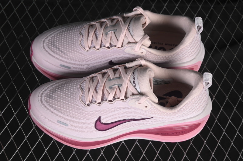 NIKE AIR ZOOM VOMERO PLUS PINK/PINK