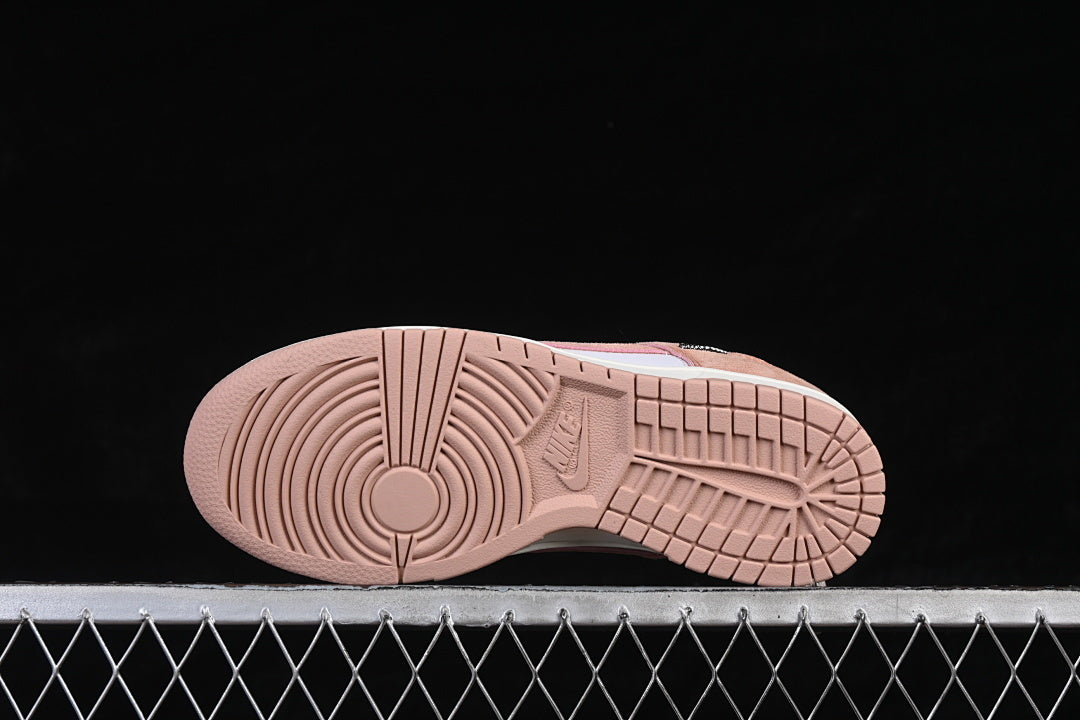 NIKE DUNK LOW CASUAL SNEAKERS DARK PINK/WHITE