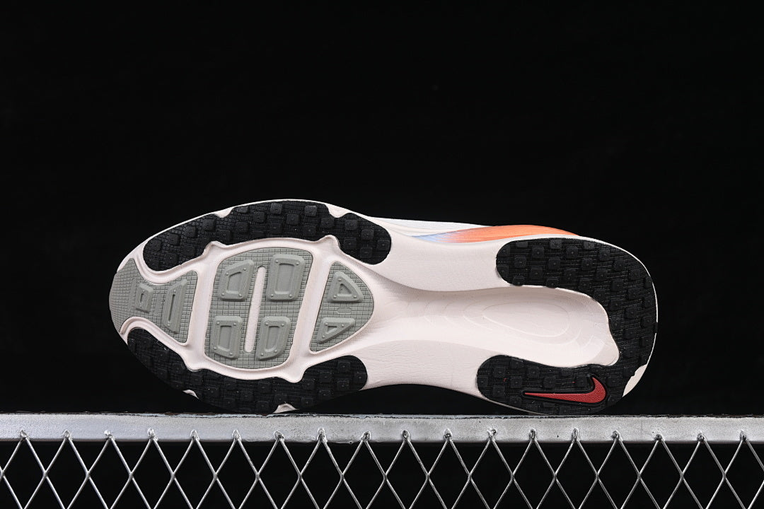 NIKE AIR ZOOM VOMERO 18 WHITE/PHANTOM/METALLIC SILVER/SPRUCE FOG