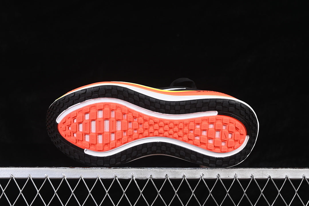 NIKE AIR ZOOM VOMERO PLUS BLACK/BRIGHT CRIMSON/SAIL/WHITE