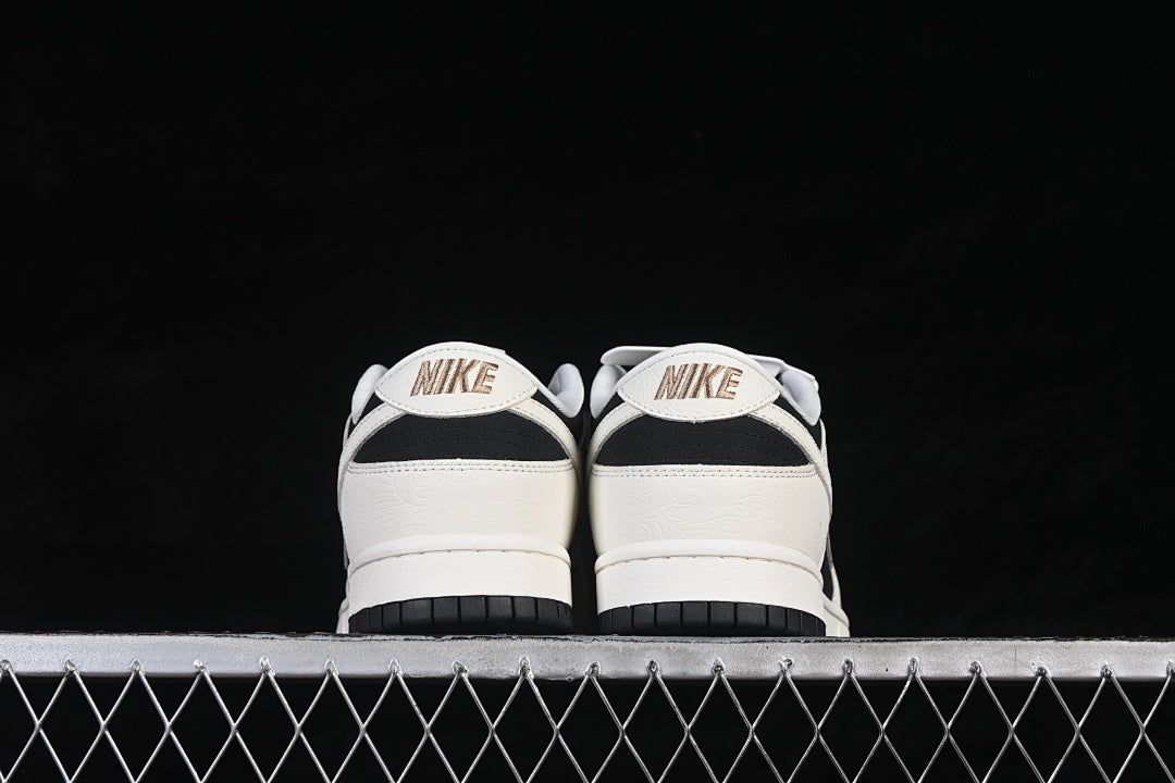 NIKE DUNK LOW BLACK/SAIL/METALLIC GOLD/SAIL