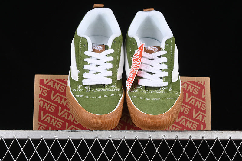 VANS CLASSICS KNU SKOOL GUM BUMPER PESTO