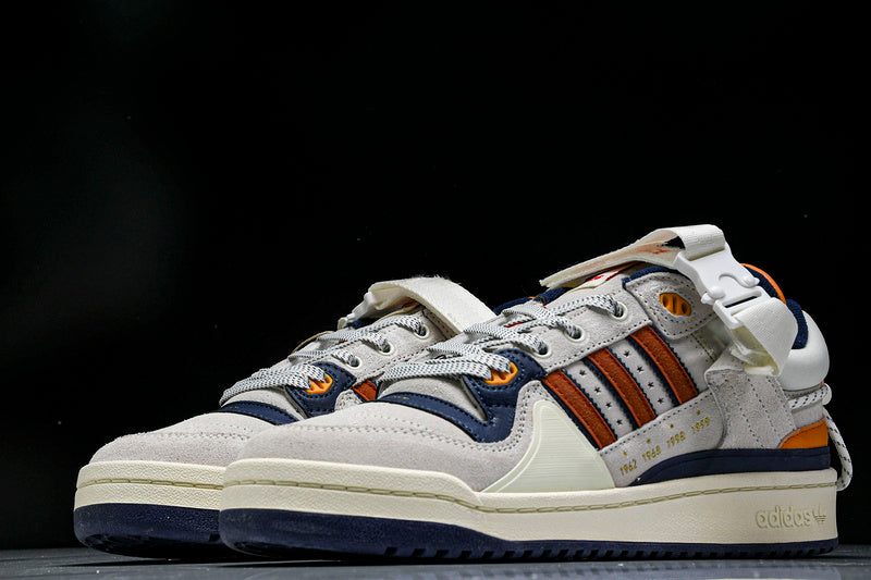 ADIDAS BAD BUNNY X FORUM BUCKLE LOW WHITE/RED/BLACK