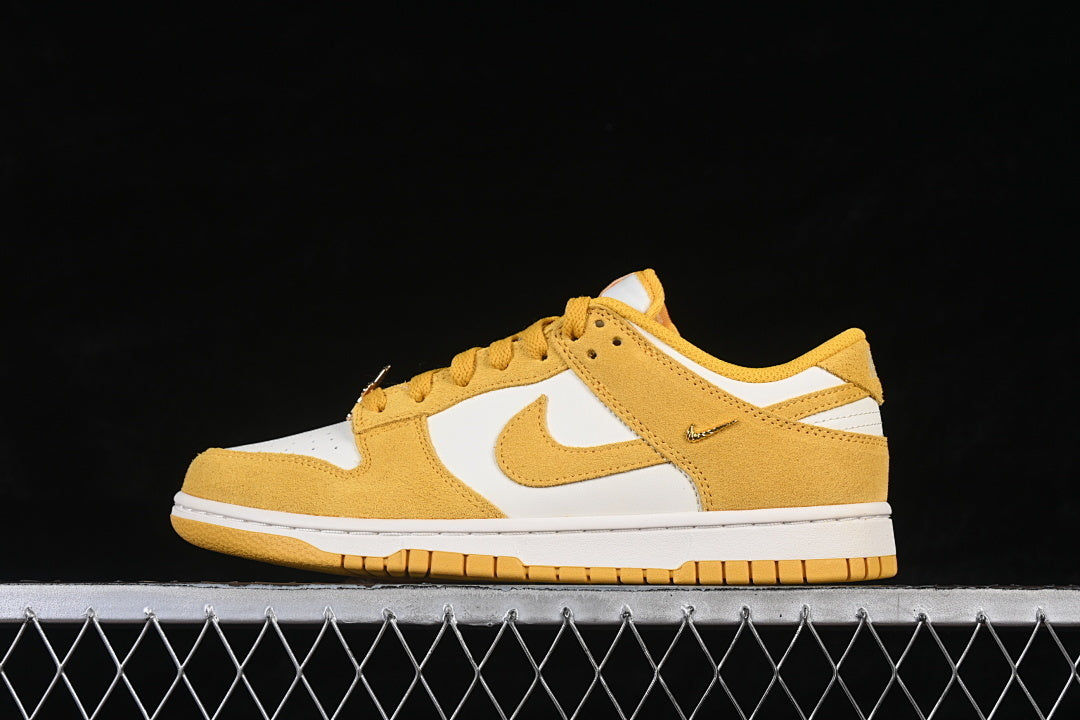 NIKE DUNK LOW DARK SULFUR/PALE IVORY
