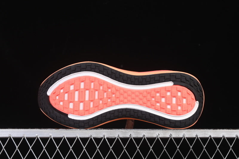 NIKE AIR ZOOM VOMERO PLUS AIR CUSHIONED SHOES ORANGE/BLACK