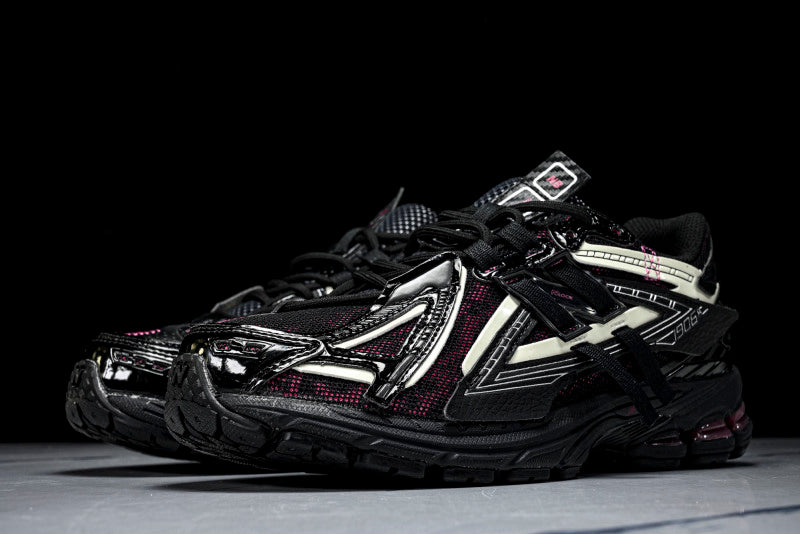 NEW BALANCE 1906 SERIES BLACK/WHITE